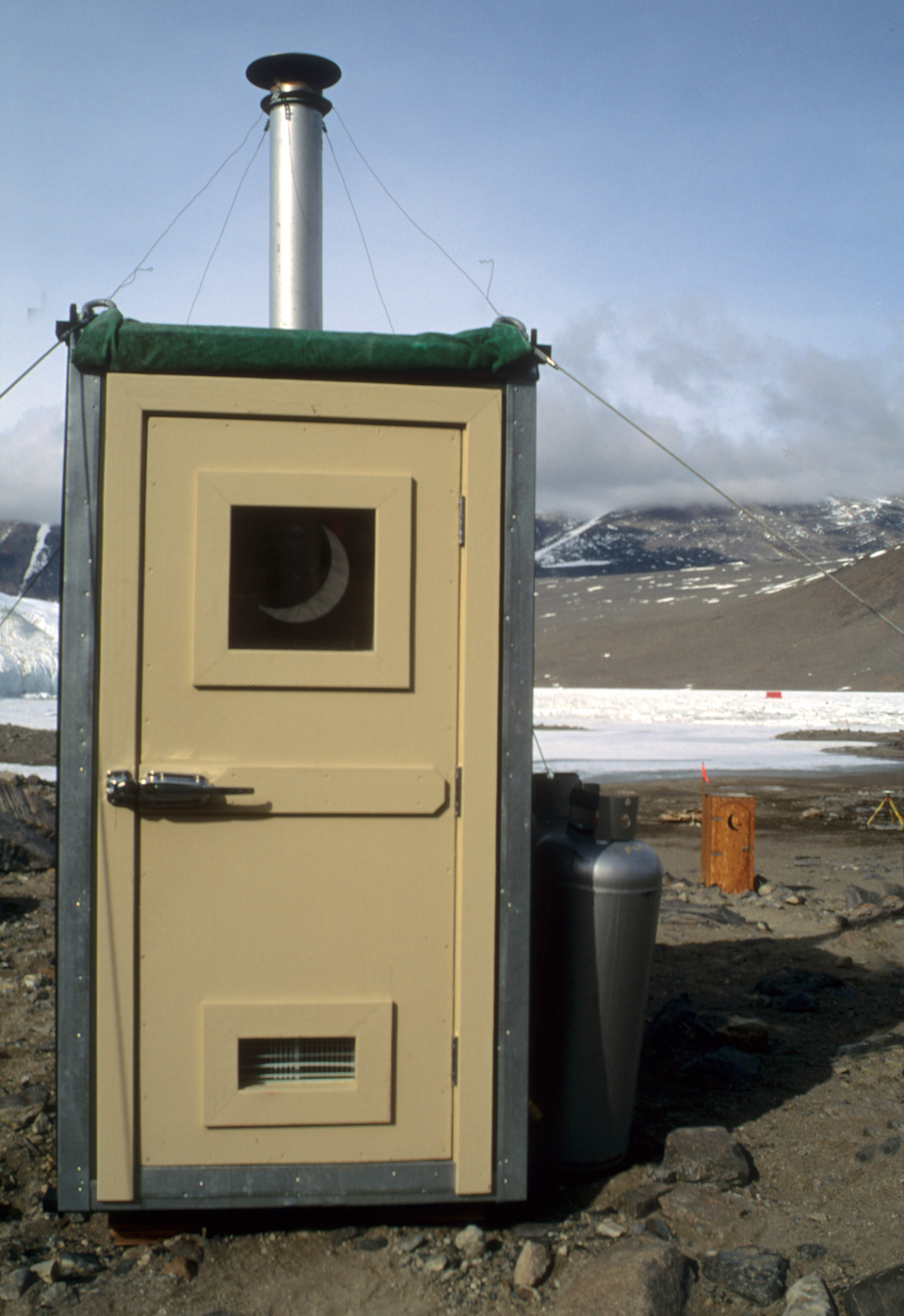 Rocket toilet